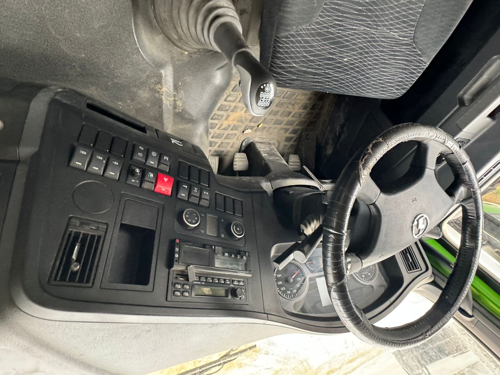 Shacman (Shaanxi) SX* 8x4 Самосвал 2021 г. - фото 12